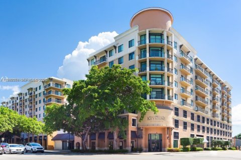 Apartamento en Miami, Florida 1 dormitorio, 66.7 m2 № 2052051