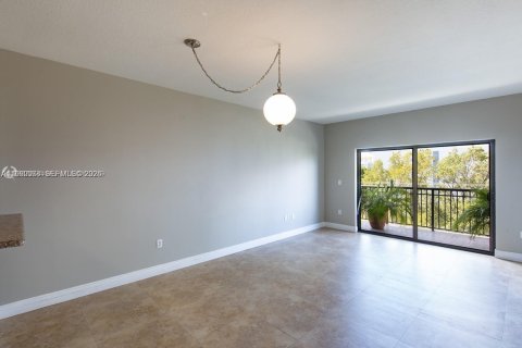 Apartamento en alquiler en Miami, Florida, 1 dormitorio, 66.7 m2 № 2052051 - foto 7