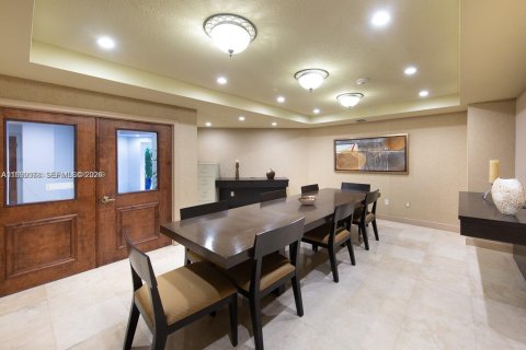 Apartamento en alquiler en Miami, Florida, 1 dormitorio, 66.7 m2 № 2052051 - foto 4