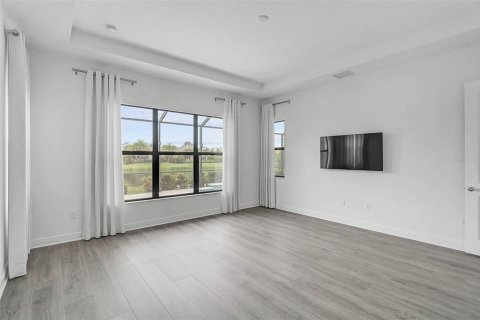 Купить виллу или дом в Лейквуд Ранч, Флорида 8 комнат, 278.71м2, № 1912168 - фото 17