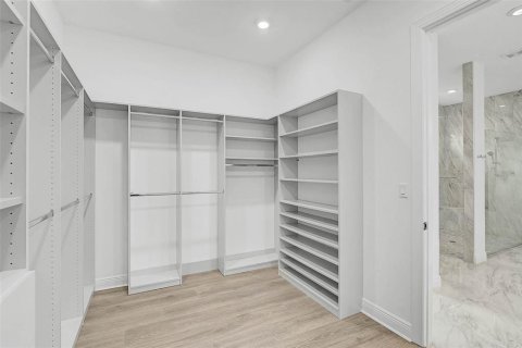 Купить виллу или дом в Лейквуд Ранч, Флорида 8 комнат, 278.71м2, № 1912168 - фото 23