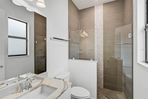 Купить виллу или дом в Лейквуд Ранч, Флорида 8 комнат, 278.71м2, № 1912168 - фото 28