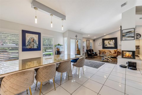 Casa en venta en Davie, Florida, 5 dormitorios, 419.08 m2 № 2049715 - foto 6