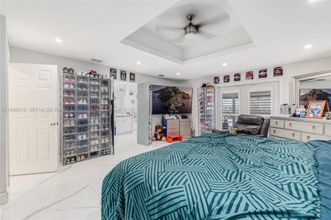 Casa en venta en Davie, Florida, 5 dormitorios, 419.08 m2 № 2049715 - foto 27