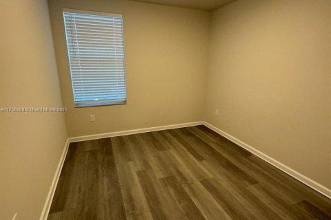 Adosado en venta en Mangonia Park, Florida, 3 dormitorios, 135.08 m2 № 1727320 - foto 29