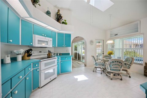 Casa en alquiler en Port Charlotte, Florida, 3 dormitorios, 195.84 m2 № 1879493 - foto 13