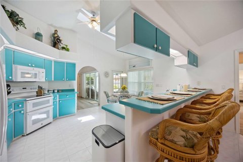 Casa en alquiler en Port Charlotte, Florida, 3 dormitorios, 195.84 m2 № 1879493 - foto 11