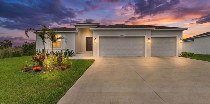 Casa en Port Charlotte, Florida 3 dormitorios, 153.1 m2 № 2377453