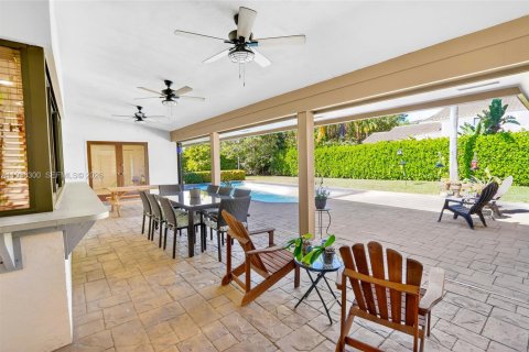 Купить виллу или дом в Майами, Флорида 5 спален, 282.89м2, № 1996054 - фото 13