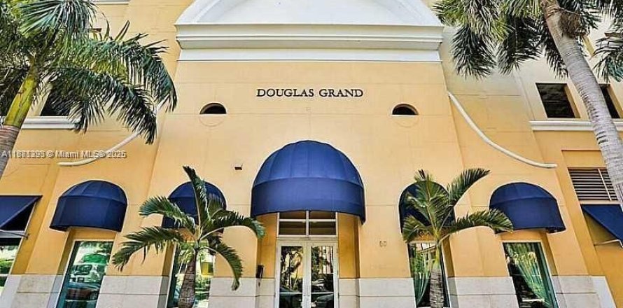 Studio à Condo à Coral Gables, Floride  № 1924538