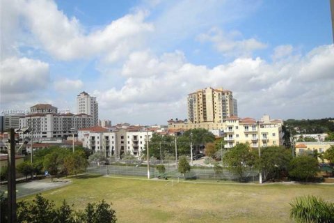 Copropriété à louer à Coral Gables, Floride: 53.33 m2 № 1924538 - photo 19