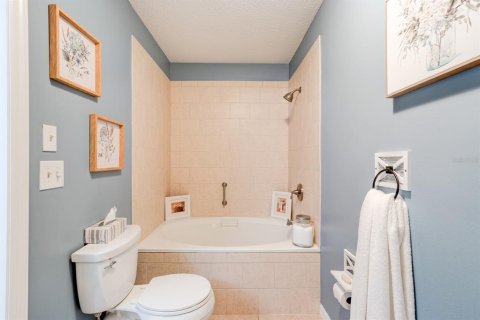 Dúplex en venta en Daytona Beach, Florida, 2 dormitorios, 136.29 m2 № 1913665 - foto 20