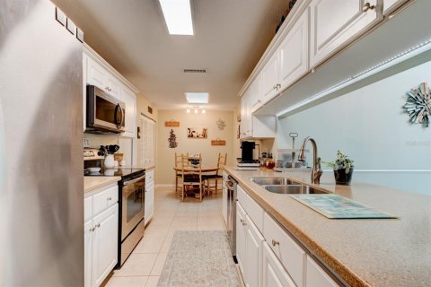 Dúplex en venta en Daytona Beach, Florida, 2 dormitorios, 136.29 m2 № 1913665 - foto 8