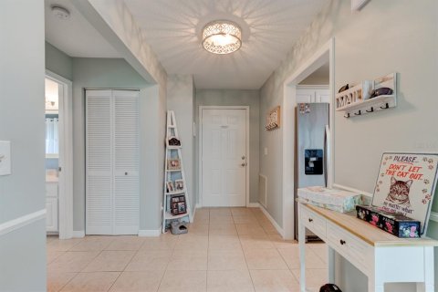 Dúplex en venta en Daytona Beach, Florida, 2 dormitorios, 136.29 m2 № 1913665 - foto 4