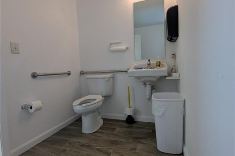 Propiedad comercial en venta en Saint Lucie, Florida, 139.35 m2 № 1893694 - foto 12