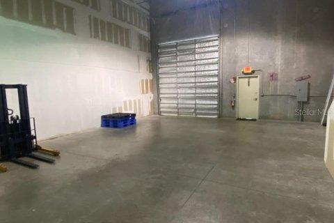 Propiedad comercial en venta en Saint Lucie, Florida, 139.35 m2 № 1893694 - foto 2