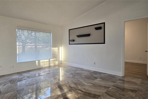 Villa ou maison à louer à Clermont, Floride: 3 chambres, 154.4 m2 № 2406480 - photo 7