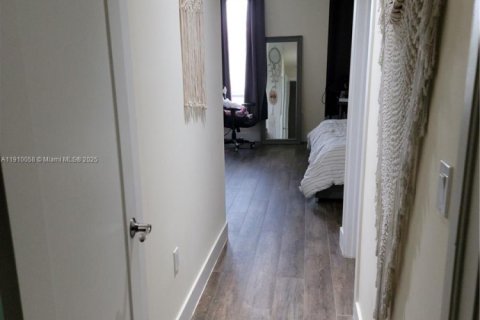 Copropriété à vendre à Doral, Floride: 3 chambres, 156.91 m2 № 1966371 - photo 11