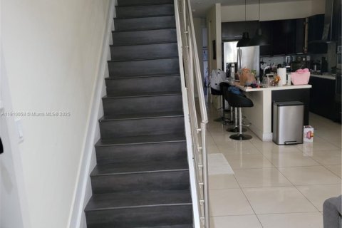 Copropriété à vendre à Doral, Floride: 3 chambres, 156.91 m2 № 1966371 - photo 5