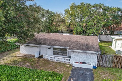 Villa ou maison à Sunrise, Floride 3 chambres, 167.32 m2 № 2005208