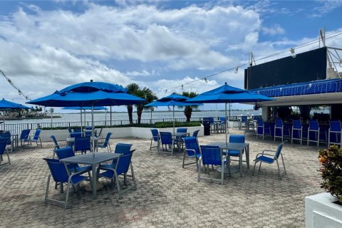 Condominio en venta en Miami, Florida, 2 dormitorios, 91.97 m2 № 1892660 - foto 24