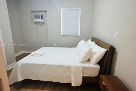 Commercial property in Miami, Florida № 1830294 - photo 30