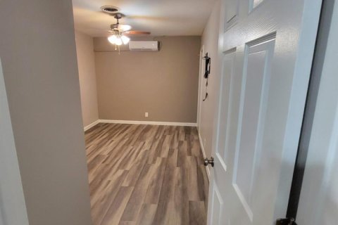 Apartment in Sunrise, Florida 1 bedroom, 112.41 sq.m. № 2250161 - photo 8