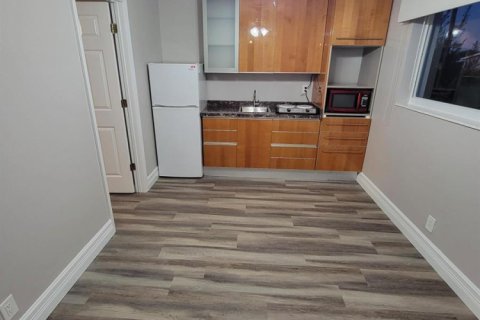 Apartment in Sunrise, Florida 1 bedroom, 112.41 sq.m. № 2250161 - photo 3