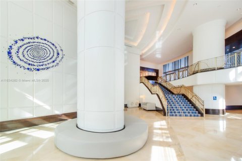 Купить кондоминиум в Майами-Бич, Флорида 1 спальня, 91.04м2, № 1983338 - фото 17