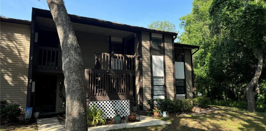 Condominio en New Port Richey, Florida, 2 dormitorios  № 1800495