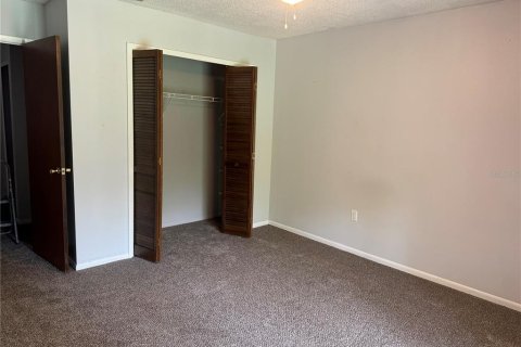 Condominio en alquiler en New Port Richey, Florida, 2 dormitorios, 93.65 m2 № 1800495 - foto 4