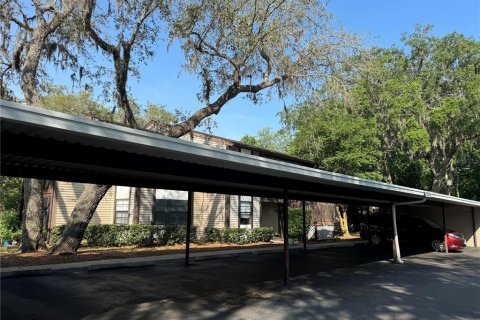 Condo in New Port Richey, Florida, 2 bedrooms  № 1800495 - photo 2