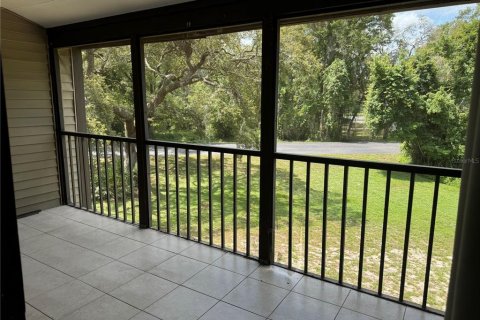 Condominio en alquiler en New Port Richey, Florida, 2 dormitorios, 93.65 m2 № 1800495 - foto 6