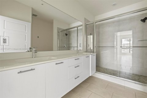 Condominio en venta en Doral, Florida, 3 dormitorios, 104.89 m2 № 1691783 - foto 10
