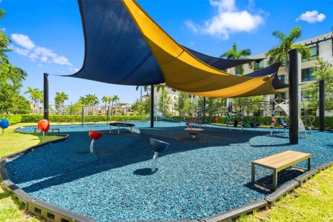 Condominio en venta en Doral, Florida, 3 dormitorios, 104.89 m2 № 1691783 - foto 15