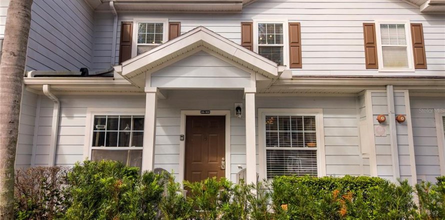 Townhouse in Kissimmee, Florida 3 bedrooms, 120.77 sq.m. № 2403355