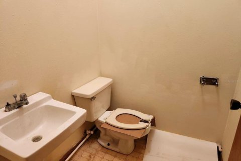 Купить коммерческую недвижимость в Боулинг-Грин, Флорида 315.87м2, № 1858310 - фото 15