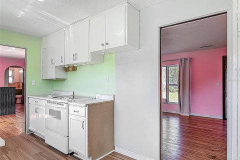 House in DeLand, Florida 3 bedrooms, 144.56 sq.m. № 1621031 - photo 24