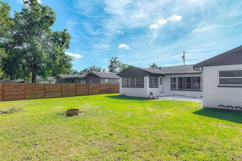 House in DeLand, Florida 3 bedrooms, 144.56 sq.m. № 1621031 - photo 14