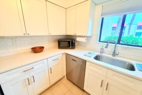 Copropriété à vendre à Bradenton Beach, Floride: 1 chambre, 64.2 m2 № 2415454 - photo 9