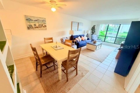 Copropriété à vendre à Bradenton Beach, Floride: 1 chambre, 64.2 m2 № 2415454 - photo 13