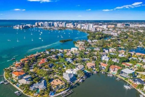 Villa ou maison à vendre à Sarasota, Floride: 4 chambres, 372.82 m2 № 2235545 - photo 5