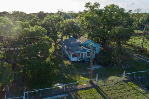 Immobilier commercial à vendre à LaBelle, Floride № 2170315 - photo 8