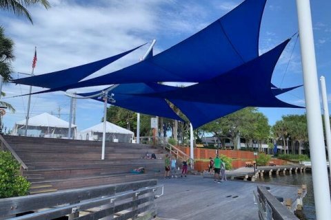 Condominio en alquiler en Stuart, Florida, 2 dormitorios, 118.91 m2 № 1222645 - foto 1