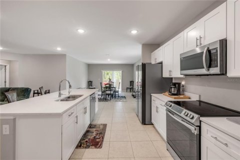 Купить виллу или дом в Эджуотер, Флорида 7 комнат, 174.28м2, № 2129937 - фото 5