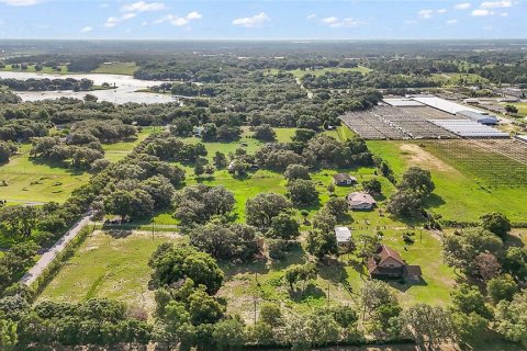 Купить земельный участок в Уинтер-Гарден, Флорида № 1919332 - фото 3