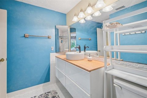House in Haines City, Florida 2 bedrooms, 125.23 sq.m. № 1837468 - photo 15