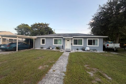 Casa en West Palm Beach, Florida 4 dormitorios, 131.83 m2 № 2338174