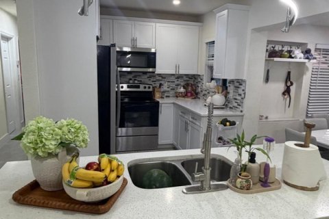 Casa en venta en West Palm Beach, Florida, 4 dormitorios, 131.83 m2 № 2338174 - foto 7