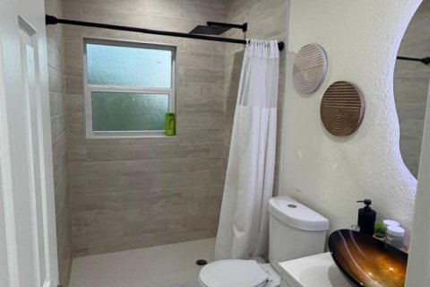 Casa en venta en West Palm Beach, Florida, 4 dormitorios, 131.83 m2 № 2338174 - foto 14
